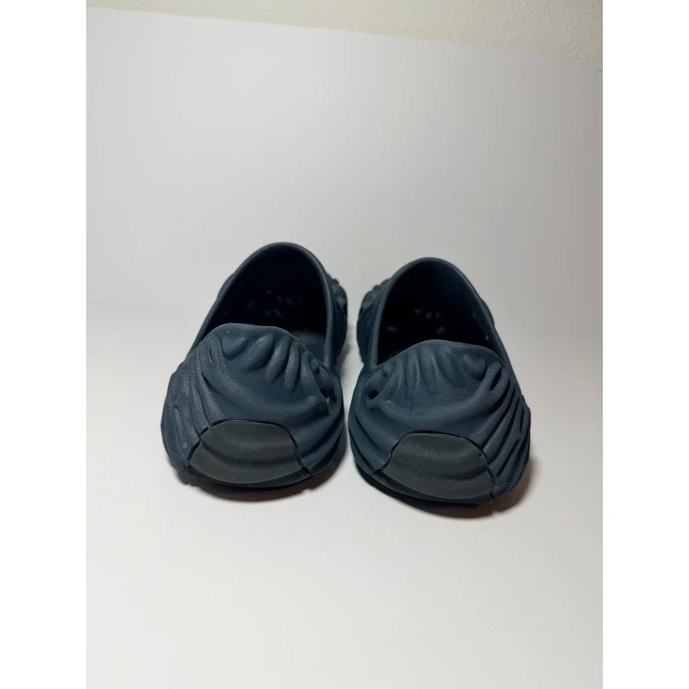 Crocs Salehe Bembury Pollex Niagara Size M11 Navy Blue Fingerprint strap missing